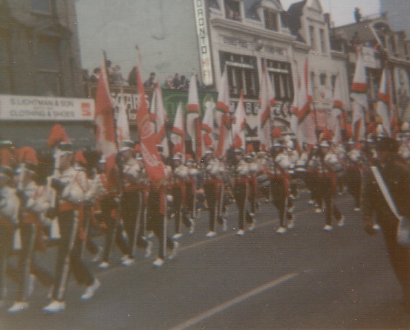 1972-03 nov 72 - girl guar.jpg